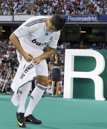 Οι φίλοι της Ρεάλ Μαδρίτης εξαφάνισαν τις φανέλες του Κ.Ρονάλντο