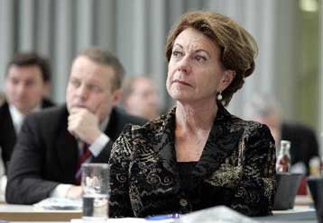 Πρόστιμο 553 εκατ. ευρώ σε E.ON και Suez επέβαλε η Ευρωπαϊκή Επιτροπή