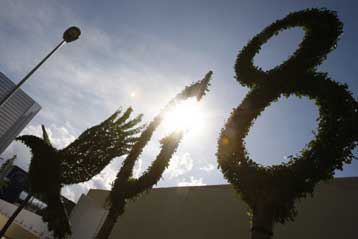 Αισιόδοξοι για τη παγκόσμια οικονομία παρά τους κινδύνους οι ηγέτες της G8