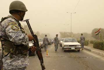 Περισσότεροι από 42 νεκροί σε μπαράζ βομβιστικών επιθέσεων στο Ιράκ