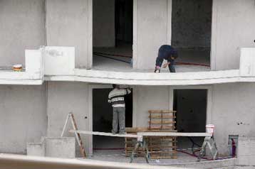 Σημαντική κάμψη στην οικοδομική δραστηριότητα το πρώτο τετράμηνο του έτους