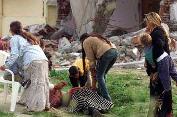 Προγράμματα επαγγελματικής στήριξης των Ρομά προωθεί το υπουργείο Απασχόλησης