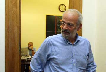 Διαφάνεια και πλήρη διαλεύκανση της υπόθεσης Π.Παναγόπουλου ζητά ο Αλέκος Αλαβάνος