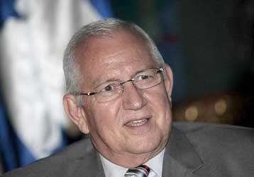 Αμνηστία για να επιστρέψει ο Σελάγια, αλλά υπό όρους, λέει ο Μιτσελέτι