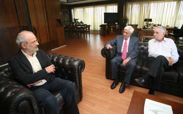 Ελεύθερη διακίνηση των μεταναστών εντός της ΕΕ ζήτησε ο Αλ.Αλαβάνος