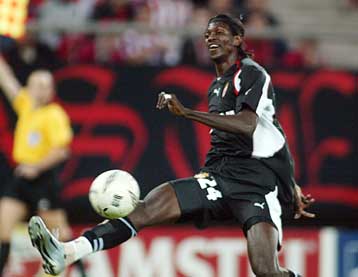 Θέλει και Αντεμπαγιόρ η Μάντσεστερ Σίτι