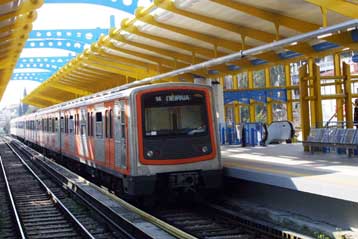 Ξηλώνονται από τον Ηλεκτρικό Σιδηρόδρομο οι κεραίες κινητής τηλεφωνίας