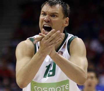 Εν αναμονή Σάρας και με βλέμμα στους Μπόγρη, Κασελάκη