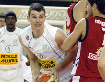 Παυλίδη, Τσέρανιτς και Νίκου ανακοίνωσε η Καβάλα