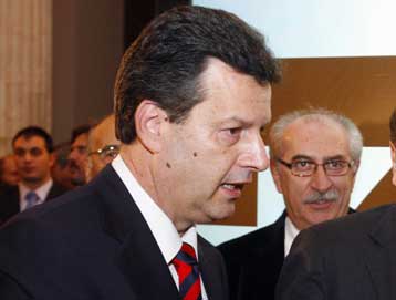 Σε υψηλούς τόνους η ακρόαση του προέδρου της ΕΡΤ από την Επιτροπή ΔΕΚΟ της Βουλής