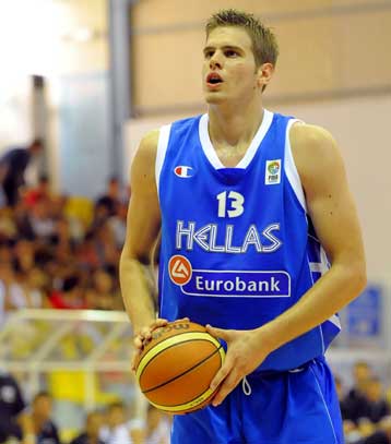 Η Εθνική Νέων «βομβάρδισε» από τα 6,25μ. την Ιταλία