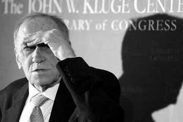 Σε ηλικία 81 ετών απεβίωσε ο Πολωνός φιλόσοφος Λέζεκ Κολακόφσκι