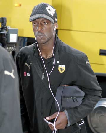 Στη Μάλαγα ο Εντίνιο, θέλει ΑΕΚ ο Εκι Γκονζάλες