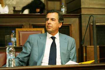 Αιχμηρές δηλώσεις Λιάπη για το κυβερνητικό έργο και παραινέσεις προς τον πρωθυπουργό