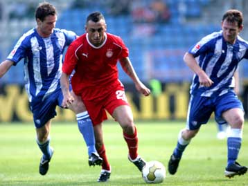 «Διπρόσωπος» ο Ολυμπιακός, ισόπαλος 3-3 στο φιλικό με την Μπόχουμ