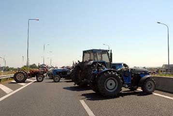 Κρίσιμη συνάντηση των παραγωγών Πέλλας-Ημαθίας με τον Σ.Χατζηγάκη