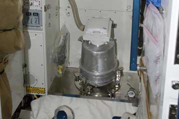 Νέο μπαλκόνι στον Διεθνή Διαστημικό Σταθμό, πρόβλημα στην τουαλέτα