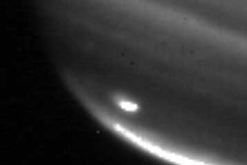 Ξαφνικό χτύπημα από κομήτη φαίνεται ότι δέχθηκε ο Δίας
