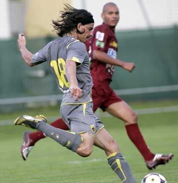 Με σκόρερ τον Μπλάνκο, η ΑΕΚ 1-1 με την Κλουζ στο Ζέεφελντ