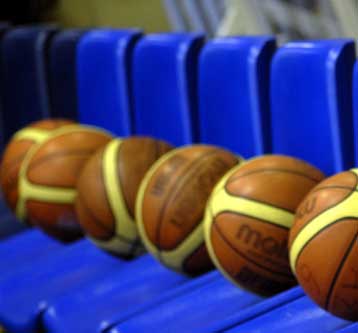 Τον Αμερικανό Έι Τζέι  Έϊμπραμς ανακοίνωσαν τα Τρίκαλα