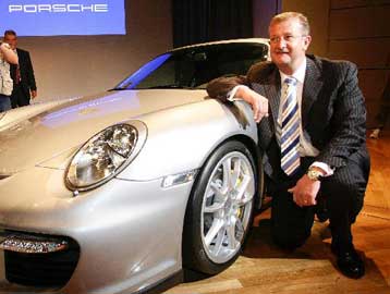 Αποχωρεί ο διευθύνων σύμβουλος της Porsche με αποζημίωση 50 εκατ. ευρώ