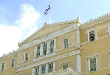 Κομματική ερμηνεία της 24ης Ιουλίου 1974 αποδίδει στην κυβέρνηση το ΠΑΣΟΚ