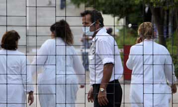 Συναγερμός από κρούσματα της νέας γρίπης που εντοπίστηκαν σε κρουαζιερόπλοιο