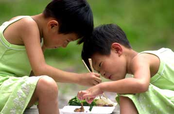 Να κάνουν και δεύτερο παιδί προτρέπει η Σανγκάη τους γονείς