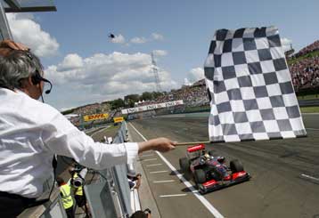 Θρίαμβος του Χάμιλτον στο γκραν πρι της Ουγγαρίας