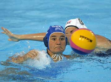 Η Εθνική πόλο γυναικών νίκησε την Αυστραλία και παίζει με ΗΠΑ στους «4» του Παγκοσμίου