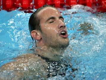 Στον τελικό των 100μ. ύπτιο με πανελλήνιο ρεκόρ ο Γρηγοριάδης