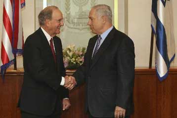 Ούτε λέξη για τον εποικισμό μετά τη συνάντηση Μίτσελ-Νετανιάχου στο Ισραήλ