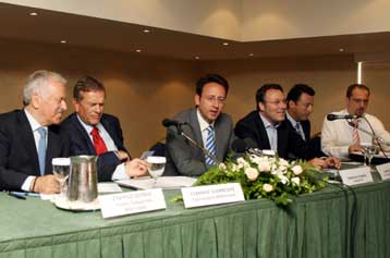 Πιλάβιος και Ιωαννίδης υπέρ του ηλεκτρονικού εισιτηρίου που θα βοηθήσει κατά της βίας