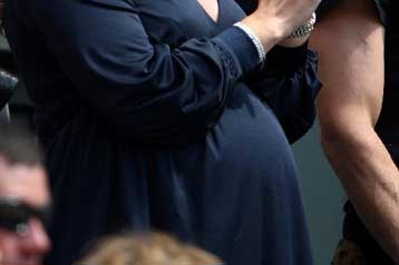 Τον κώδωνα του κινδύνου για τις εγκύους κρούει μελέτη για τη νέα γρίπη