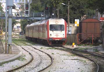 Εξαρθρώθηκε σπείρα που έκλεβε καλώδια από το σιδηροδρομικό δίκτυο του ΟΣΕ