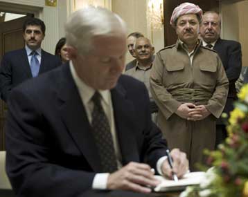 Επανεκλογή του Μπαρζανί, ενώ οι ΗΠΑ προωθούν βελτίωση σχέσεων Αράβων-Κούρδων