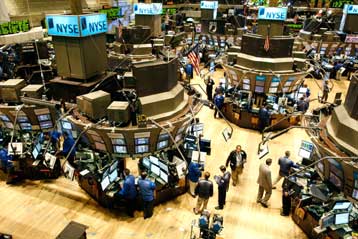 Χαμόγελα στα ευρωπαϊκά χρηματιστήρια, πτώση για τη Γουόλ Στριτ την Τετάρτη