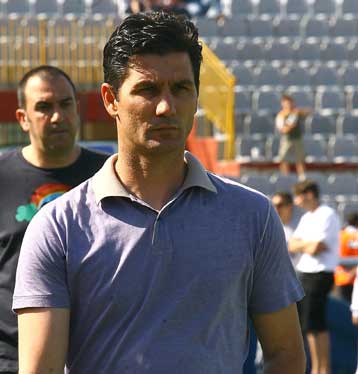 Στη Λάρισα για «δοκιμή» ο Οπρίτα, στην τελική ευθεία το γήπεδο