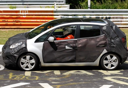 Kia YN: Πολυμορφικότητα πρώτης γραμμής