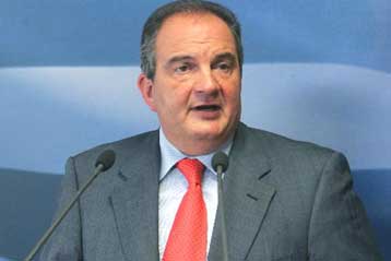 Εκλογικός πυρετός σε κυβέρνηση, ΠΑΣΟΚ και ΣΥΡΙΖΑ