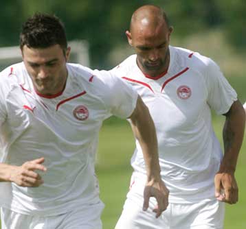 Ζεβλάκοφ και Ραούλ Μπράβο στη διάθεση του Κετσπάγια για τη ρεβάνς με Σλόβαν