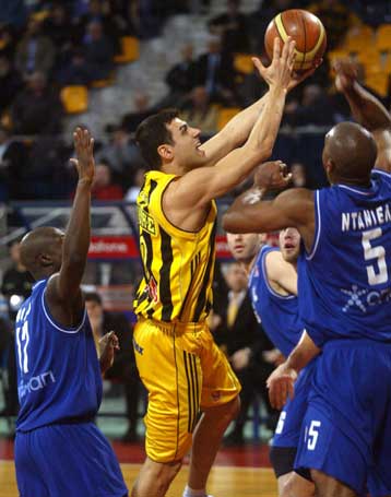 Η Καβάλα ανακοίνωσε την απόκτηση του Σάββα Ηλιάδη από τον Αρη