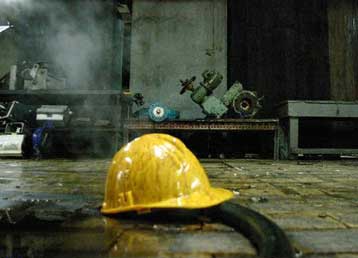 Καθίζηση 56% στην κερδοφορία της ελληνικής βιομηχανίας το 2008