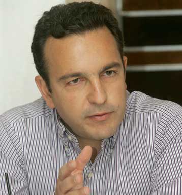 Βέβαιη η απόκτηση δεξιού μπακ σύμφωνα με τον Ν.Θανόπουλο