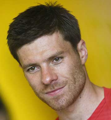 Στον… γαλαξία της Ρεάλ Μαδρίτης εντάσσεται και ο Τσάβι Αλόνσο