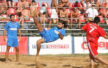 Ελπίζει σε πρόκριση στα τελικά του Ευρωπαϊκού η εθνική ομάδα μπιτς σόκερ