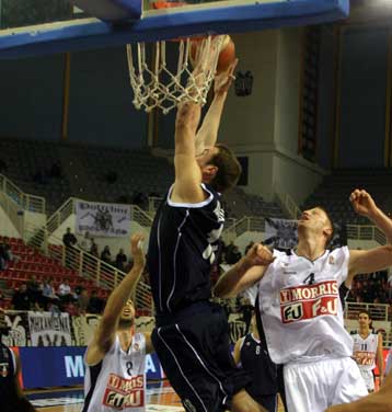 Αδιέξοδο μεταξύ ΠΑΟΚ και Χαριτόπουλου για τα δεδουλευμένα