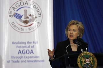 Καλή διακυβέρνηση για οικονομική πρόοοδο ζητά από την Αφρική η Χίλαρι Κλίντον