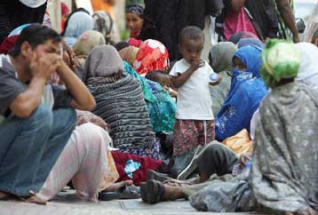 Σε απεργία πείνας μετανάστες που κρατούνται στο Κέντρο Υποδοχής Σάμου