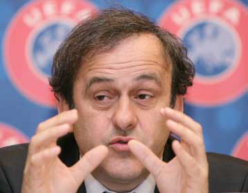 Πέντε διαιτητές στους ομίλους του Europa League